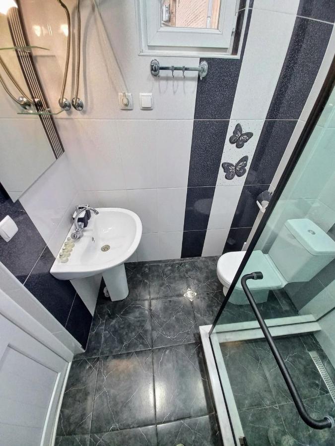 קוטאיסי Aparthotel Rioni מראה חיצוני תמונה
